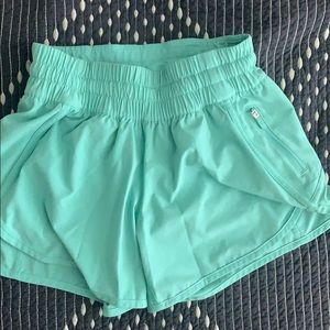 Lululemon Shorts 4”
